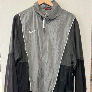 WORN MENS NIKE SIZE MEDIUM Sportswear Woven Jacket AV6650-065